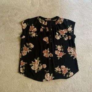 41 Hawthorne XL cap sleeve blouse
